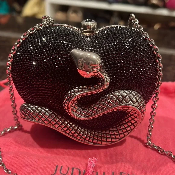 RARE Judith Leiber Heart & Snake Miniaudiere - Picture 2 of 12